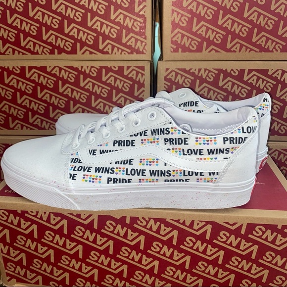 Vans Ward Pride Love Wins NIB - Picture 5 of 8